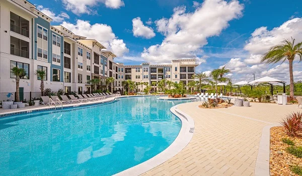 Featured Image of Club Élan – Three-Level Clubhouse